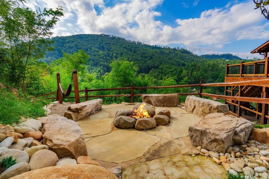 Roaring Fork Lodge Gatlinburg Buitenkant foto